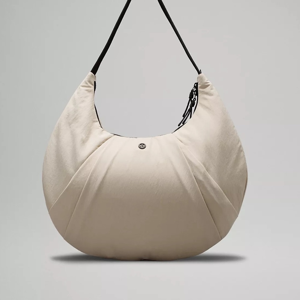 Lululemon Pleated Shoulder Bag 10L Mojave Tan/Black Color New With Tag